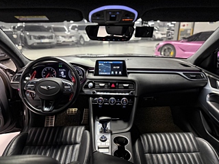GENESIS G70 2018