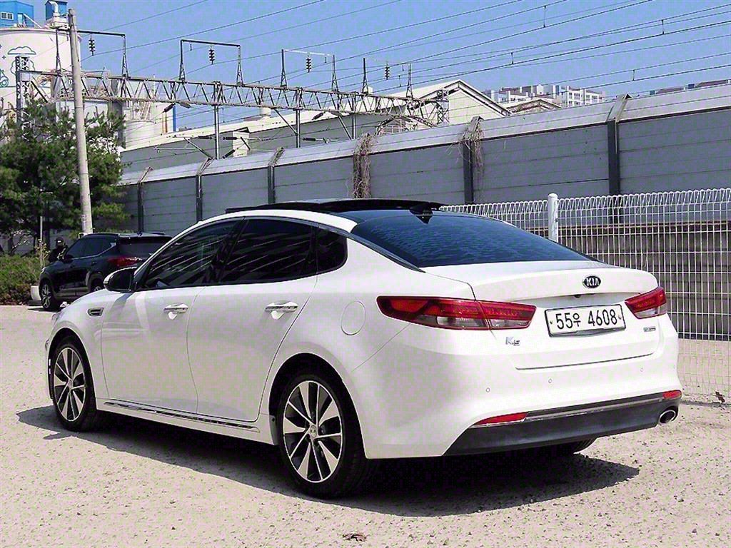 KIA K5 2017