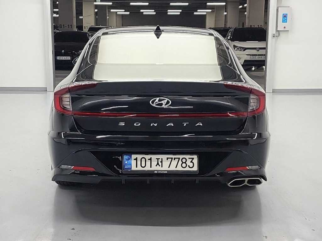 HYUNDAI SONATA DN8 2021