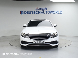 MERCEDES BENZ E-CLASS W213 2019