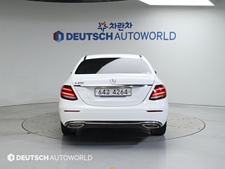 MERCEDES BENZ E-CLASS W213 2019