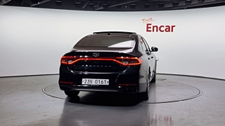HYUNDAI GRANDEUR IG 2016