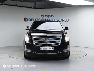 CADILLAC ESCALADE 2017
