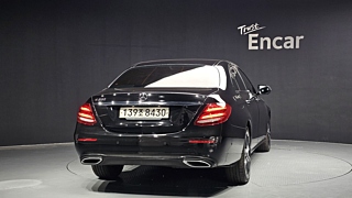 MERCEDES BENZ E-CLASS W213 2020