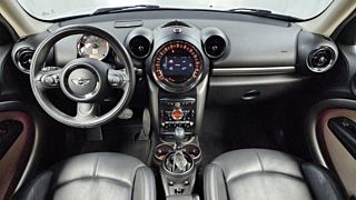 MINI COUNTRYMAN COOPER D 2016
