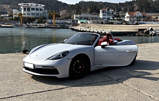 PORSCHE 718 BOXSTER 2023