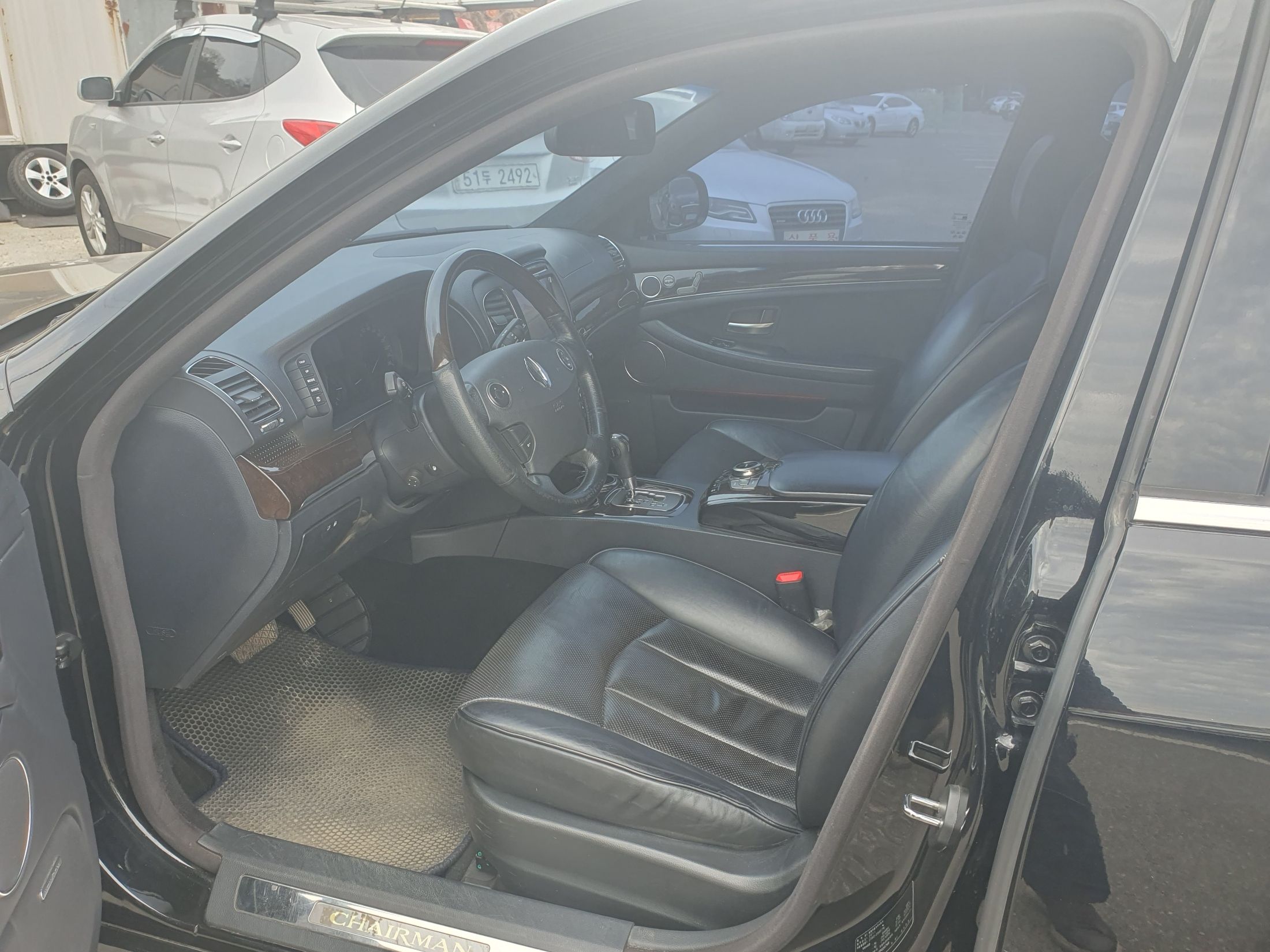 SSANGYONG CHAIRMAN W 2011