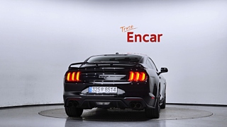 FORD MUSTANG 2018