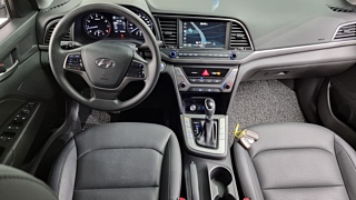 HYUNDAI AVANTE AD 2018