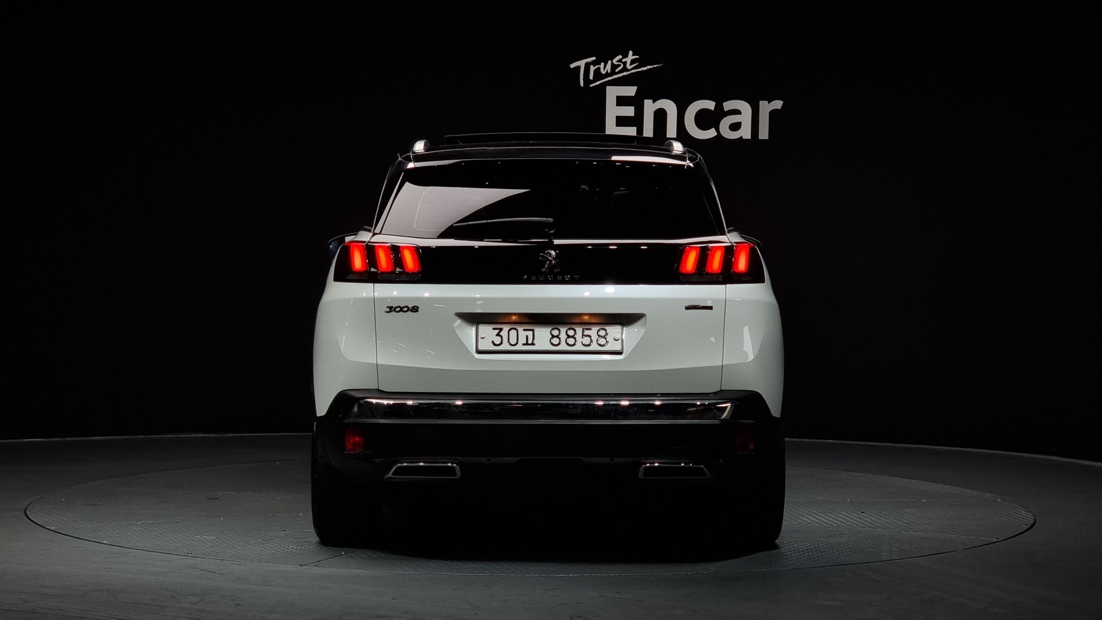 PEUGEOT 3008