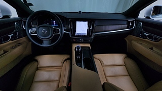 VOLVO S90 2023