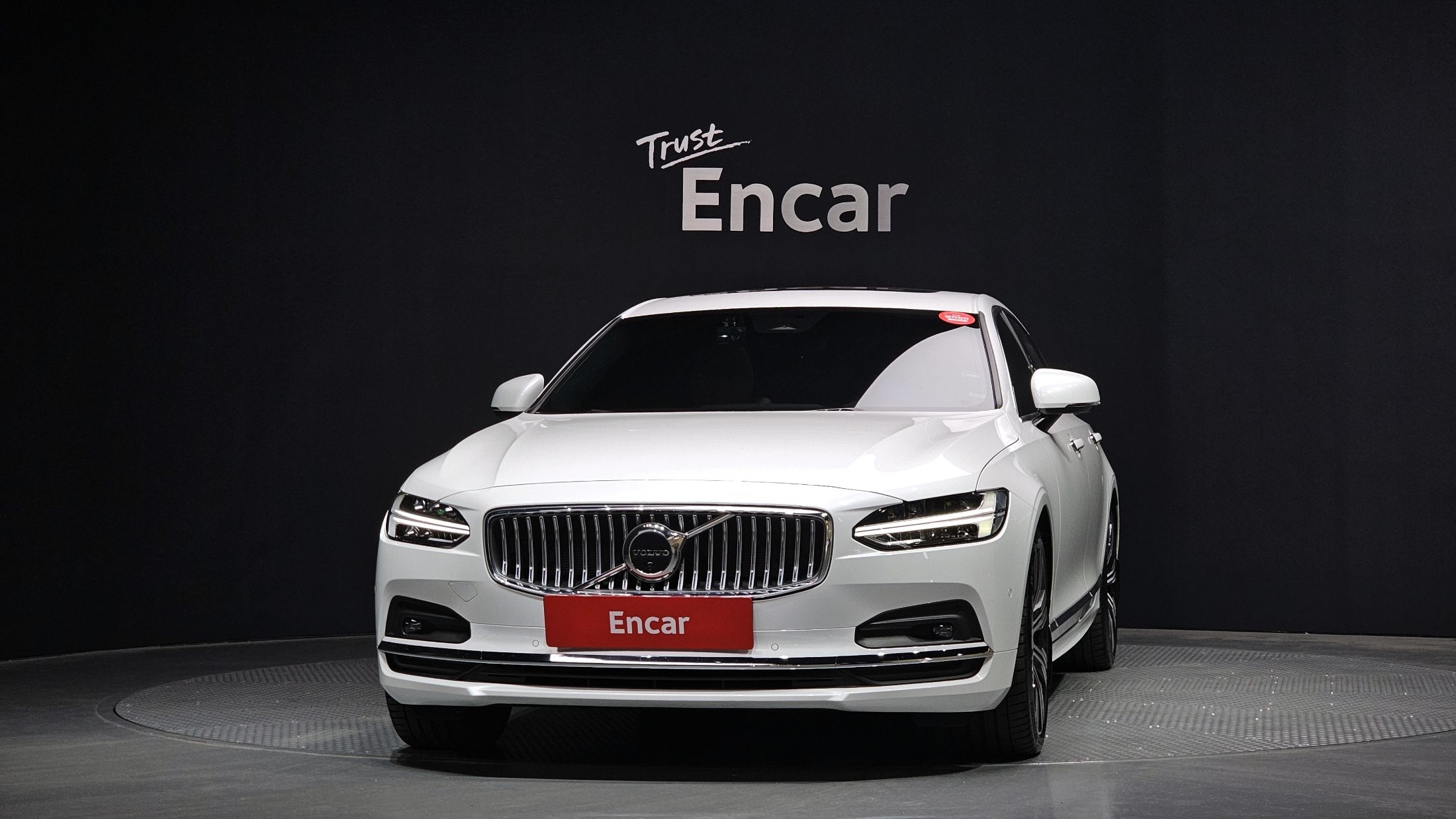 VOLVO S90 2023