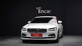 VOLVO S90 2023