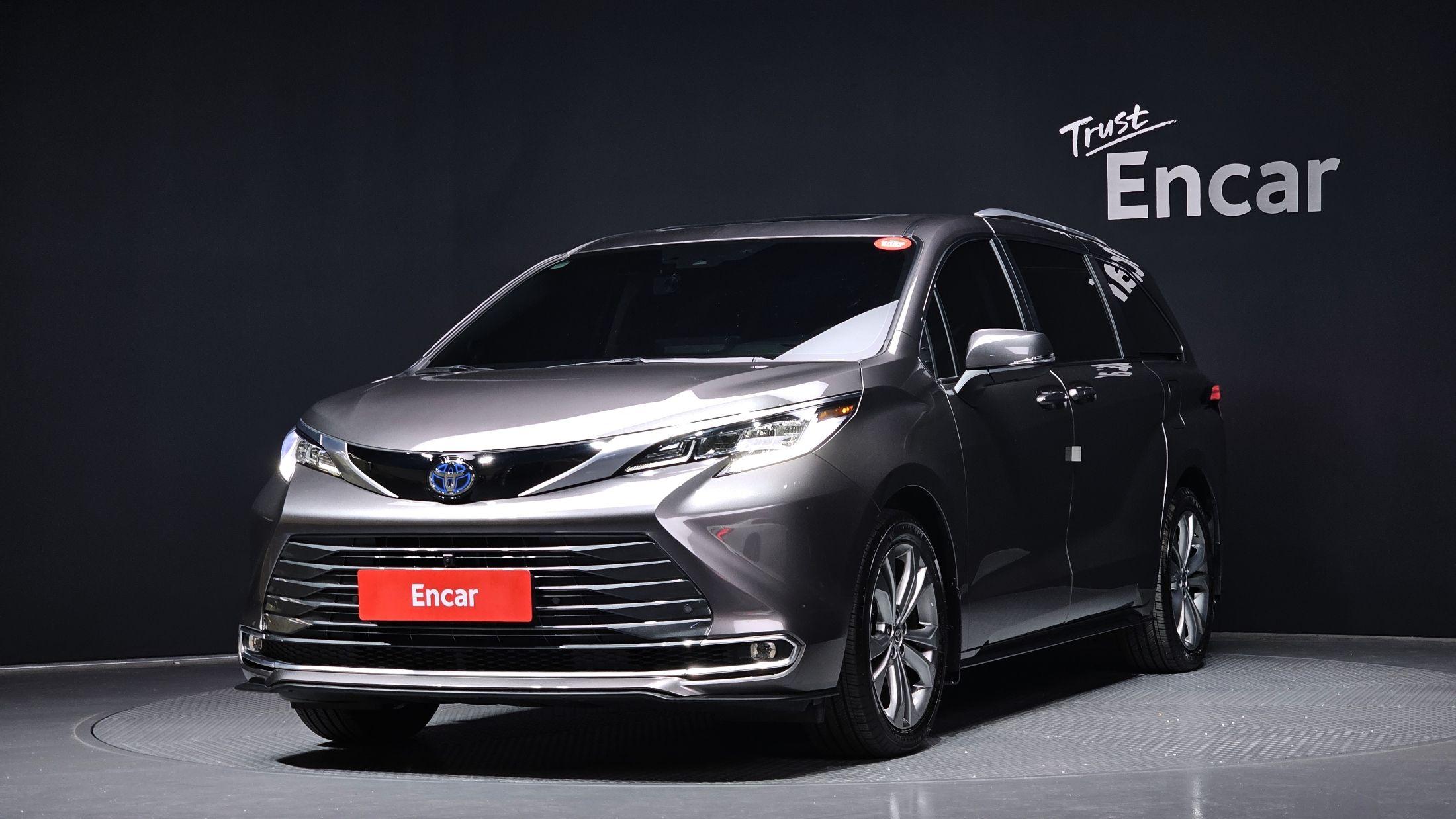TOYOTA SIENNA 2024