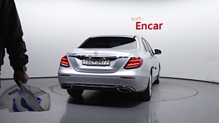 MERCEDES BENZ E-CLASS W213 2017