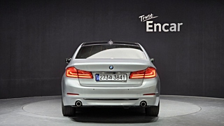 BMW 5-SERIES G30 2018