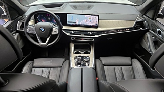 BMW X7 G07 2024