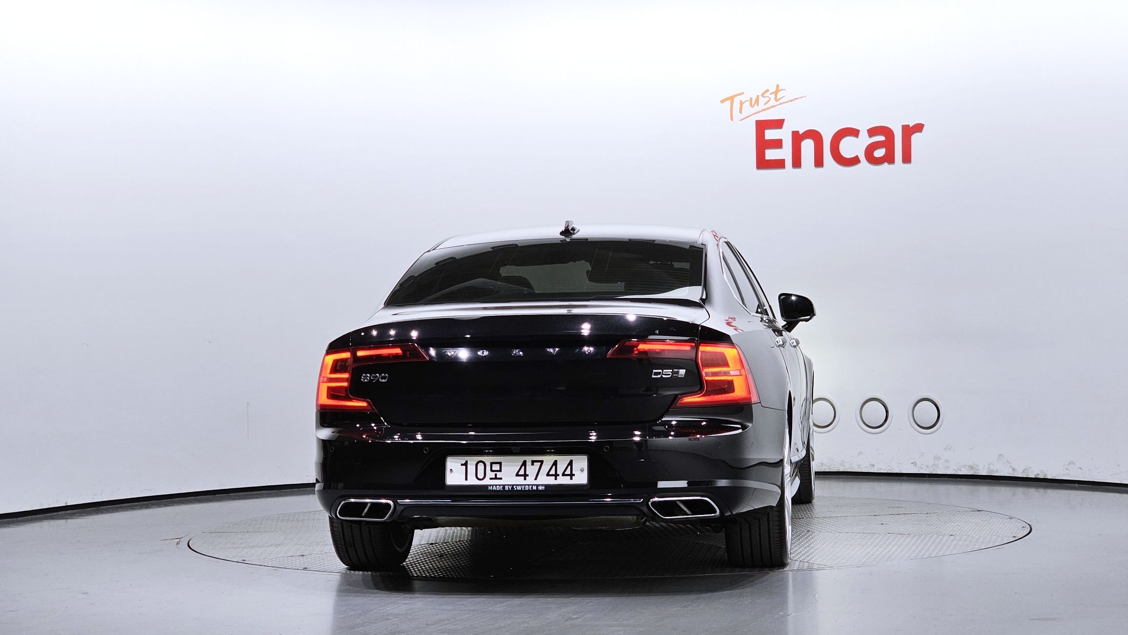 VOLVO S90 2017