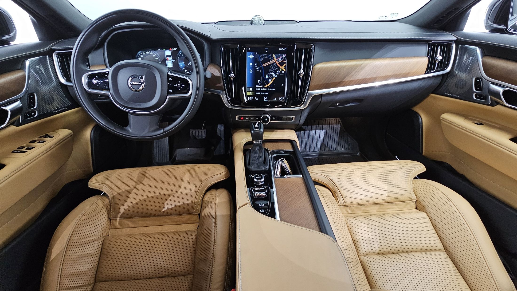 VOLVO S90 2017