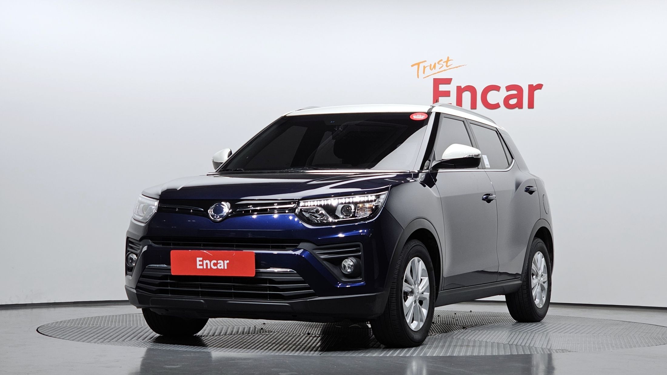 SSANGYONG TIVOLI VERY NEW 2020