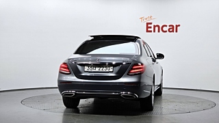 MERCEDES BENZ E-CLASS W213 2019