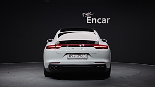 PORSCHE PANAMERA 971 2018