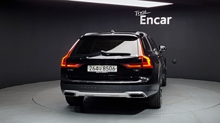 VOLVO V90 CROSS COUNTRY 2019