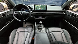 SSANGYONG REXTON SPORTS CAR 2024