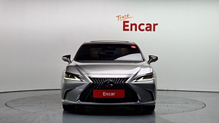 LEXUS ES300H 2018