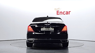 GENESIS EQ900 2016
