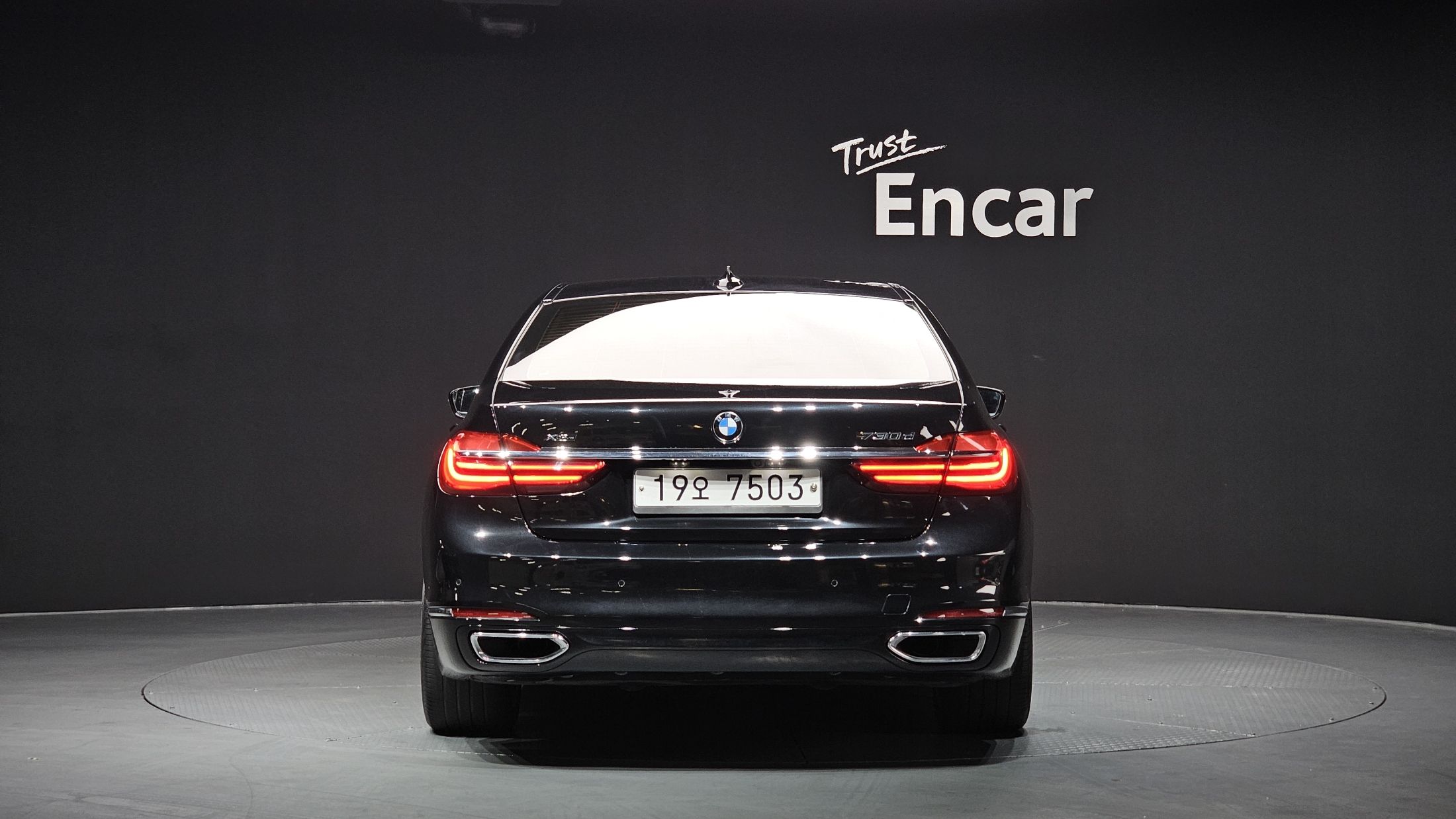 BMW 7-SERIES G11