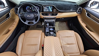 HYUNDAI GRANDEUR IG HYBRID 2018