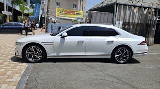 GENESIS G90 RS4 2023