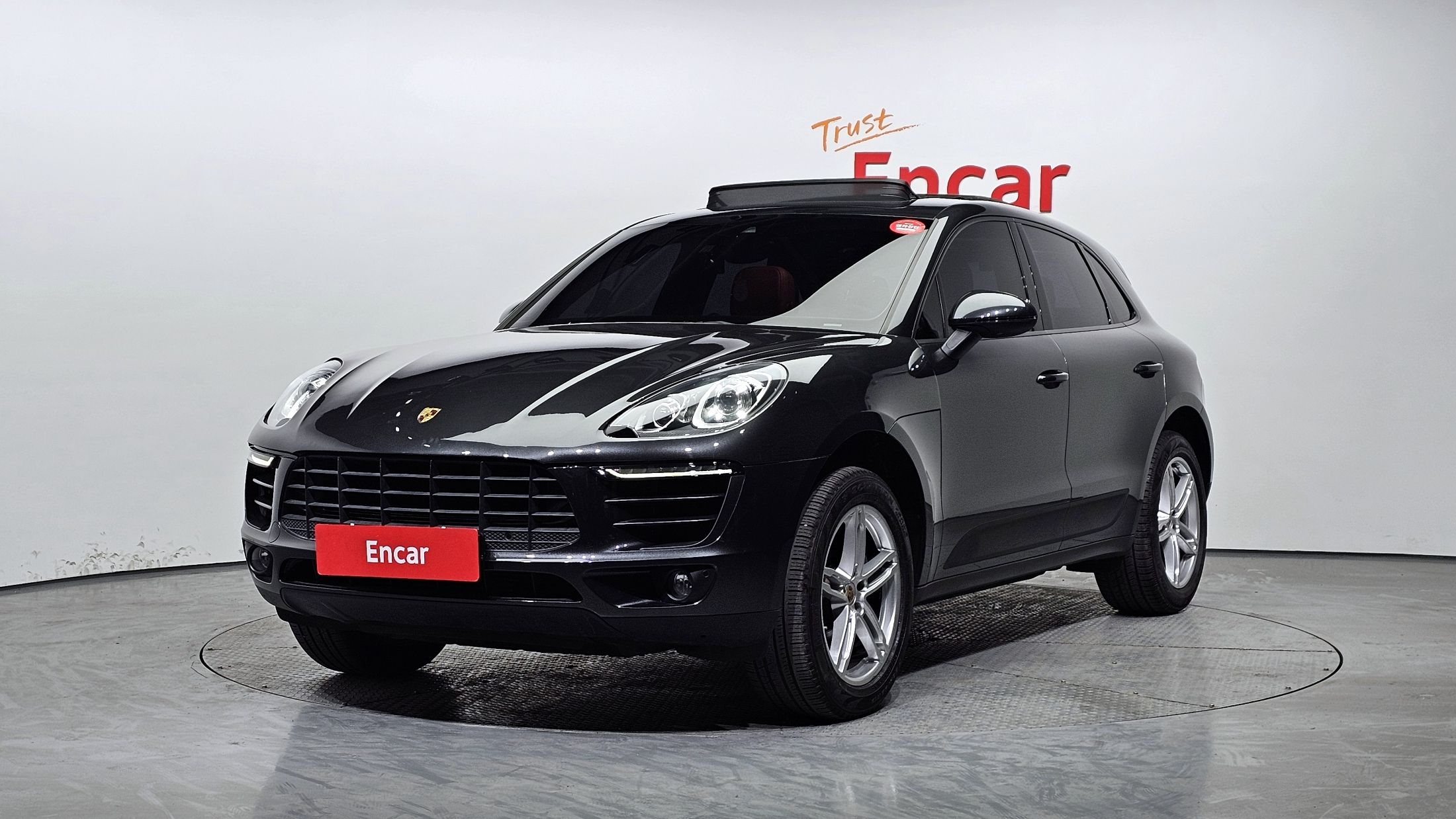 PORSCHE MACAN 2018