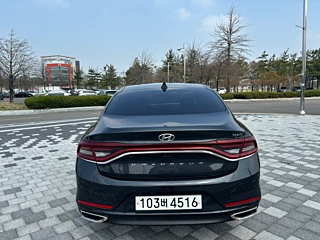 HYUNDAI GRANDEUR IG HYBRID 2017