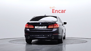 BMW 5-SERIES G30 2018