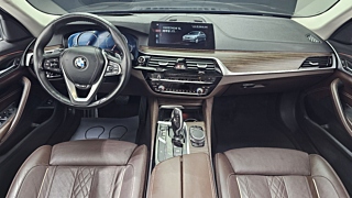 BMW 5-SERIES G30 2018