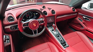PORSCHE 718 BOXSTER 2023