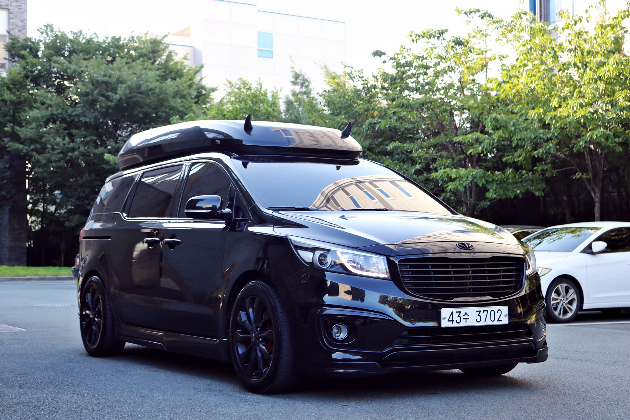 KIA CARNIVAL 2015