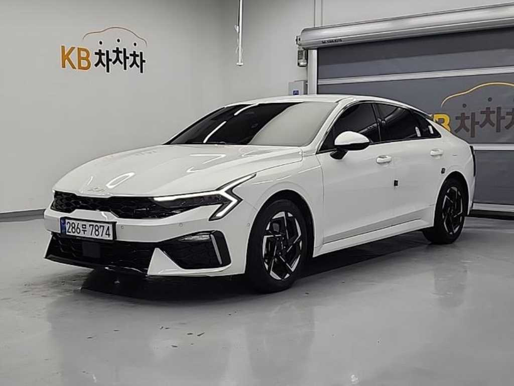 KIA K5 2023