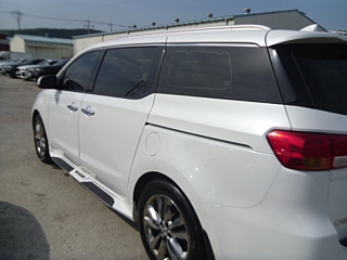 KIA CARNIVAL 2017