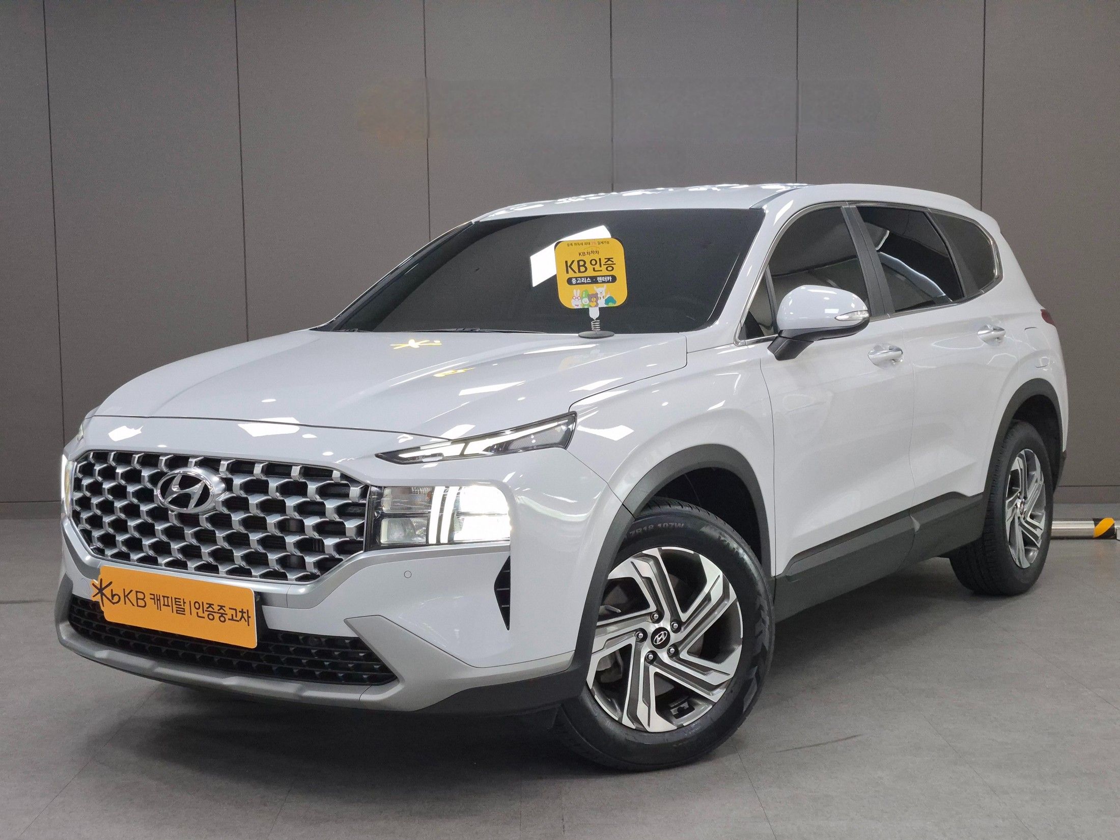 HYUNDAI SANTAFE 2021