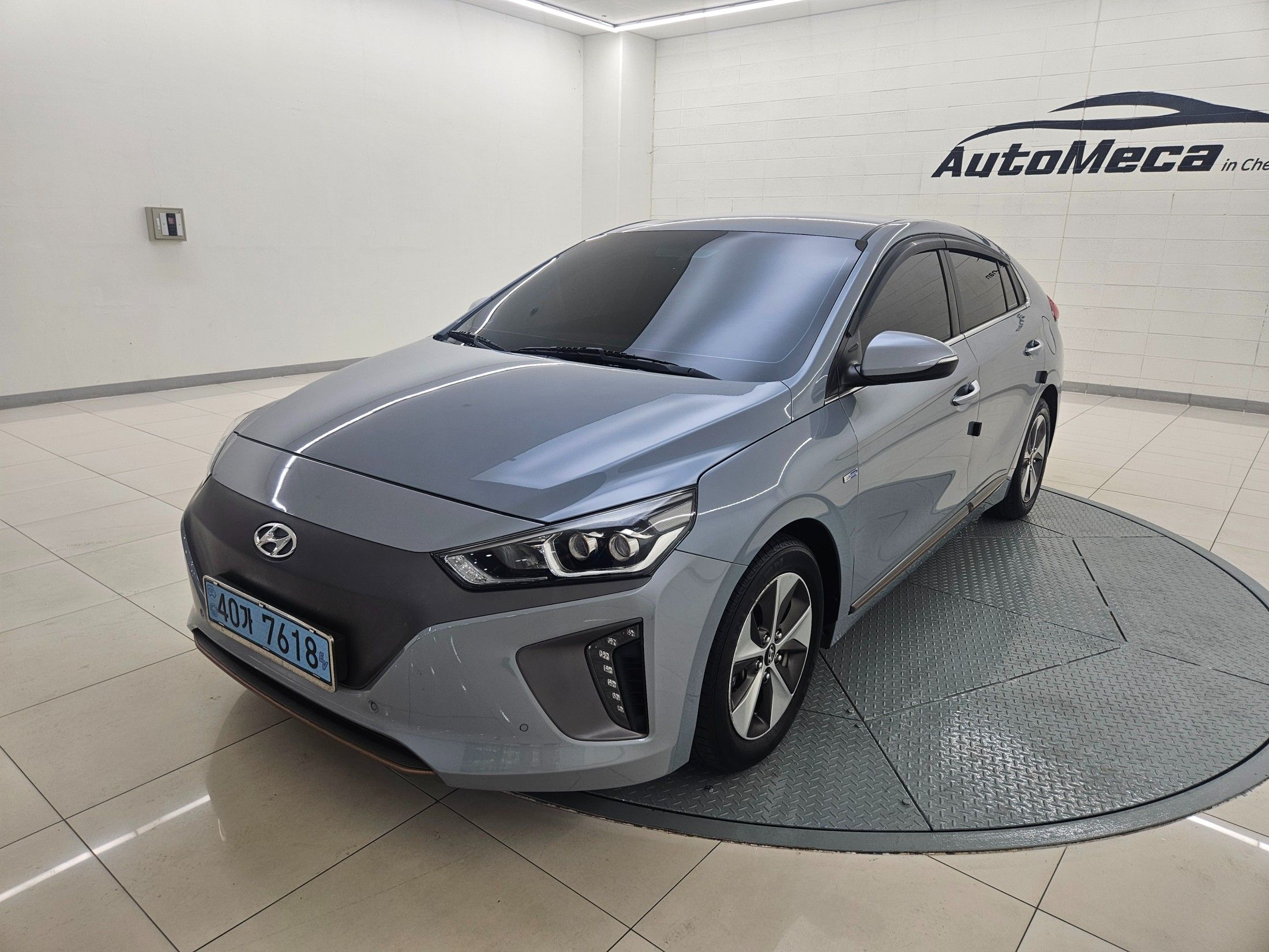HYUNDAI IONIQ ELECTRIC