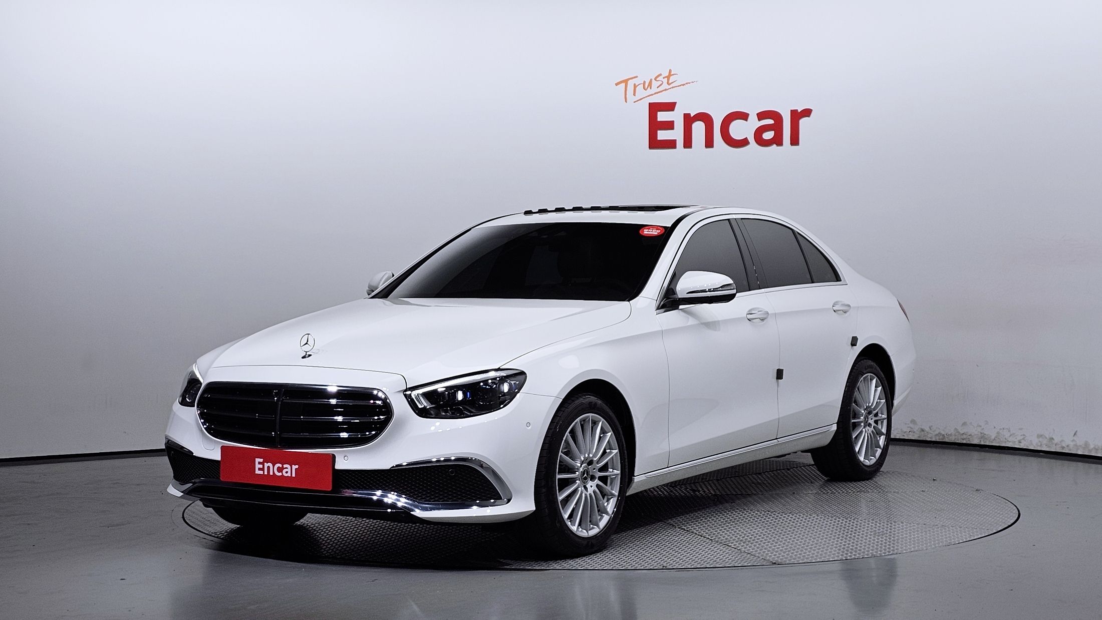 MERCEDES BENZ E-CLASS W213 2023