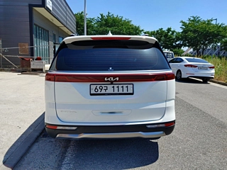KIA CARNIVAL 2023