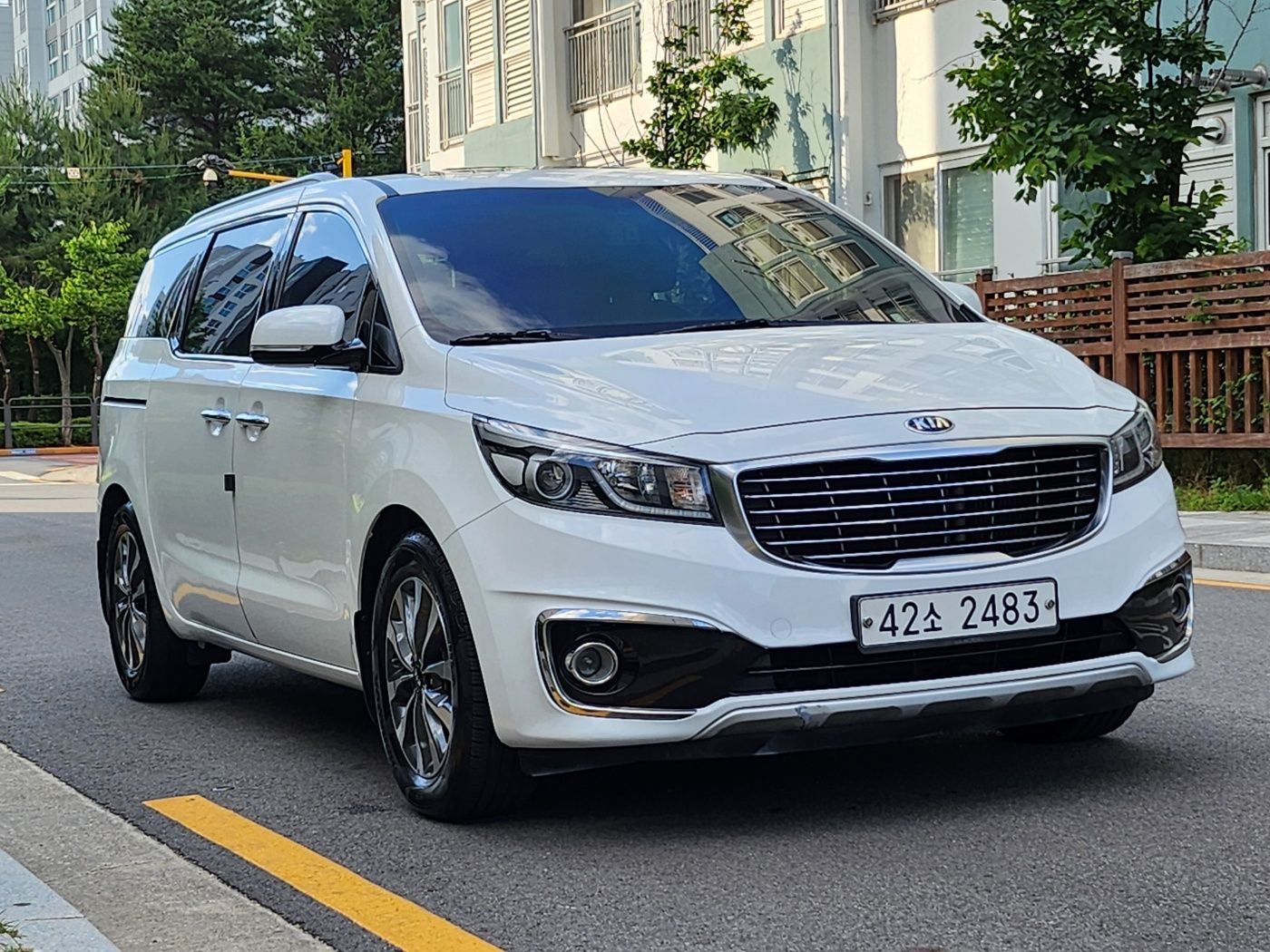 KIA CARNIVAL