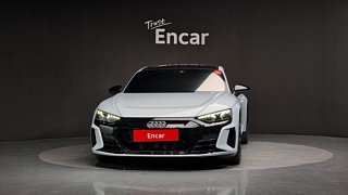 AUDI E-TRON 2021