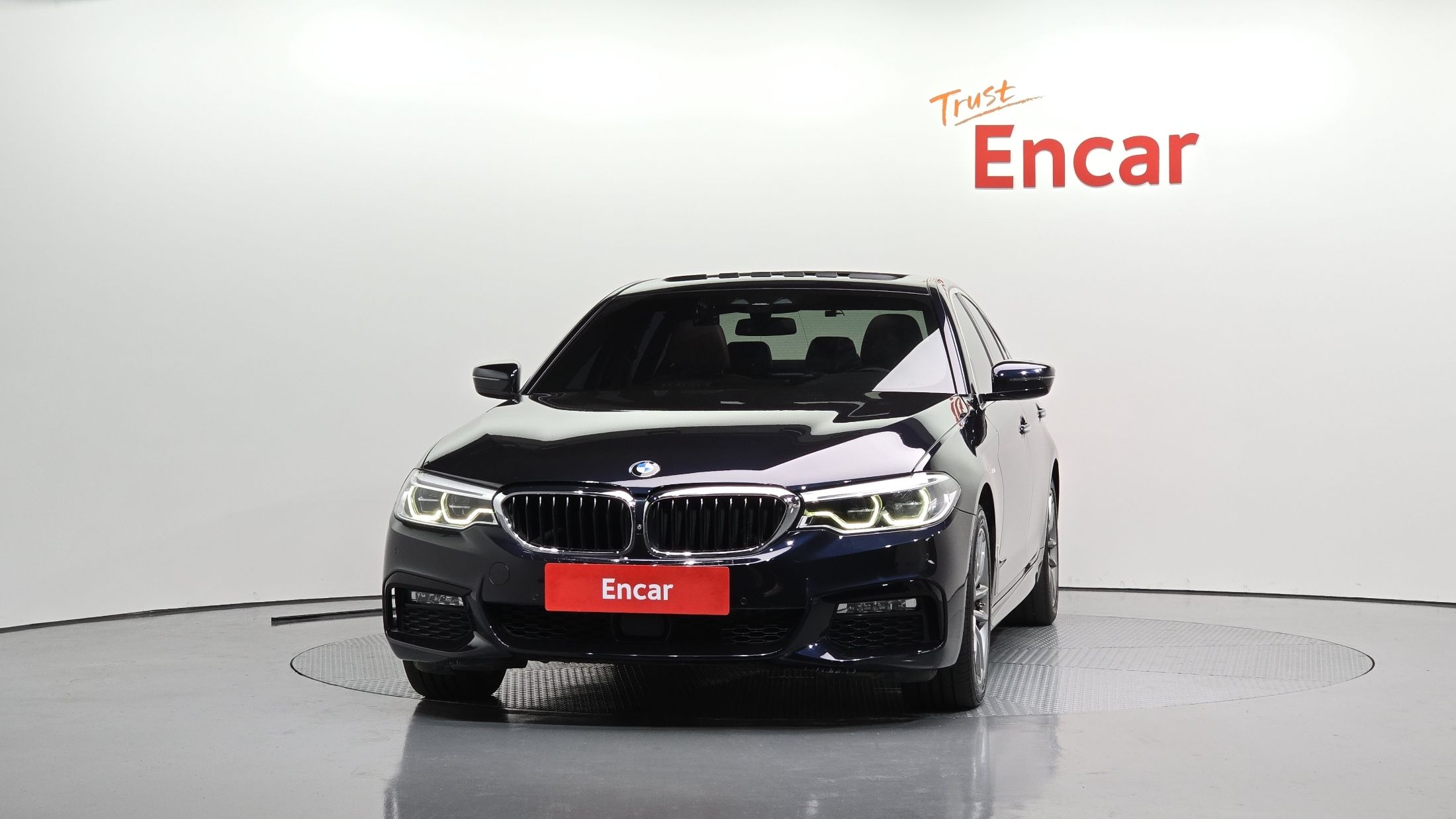 BMW 5-SERIES G30 2017