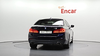 BMW 5-SERIES G30 2017