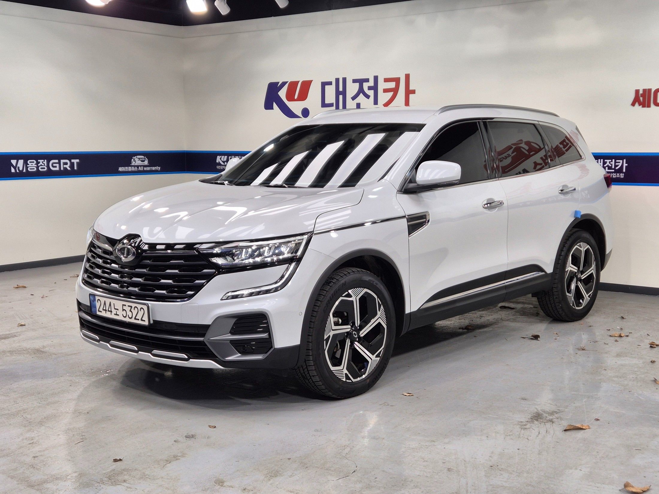 RENAULT SAMSUNG QM6